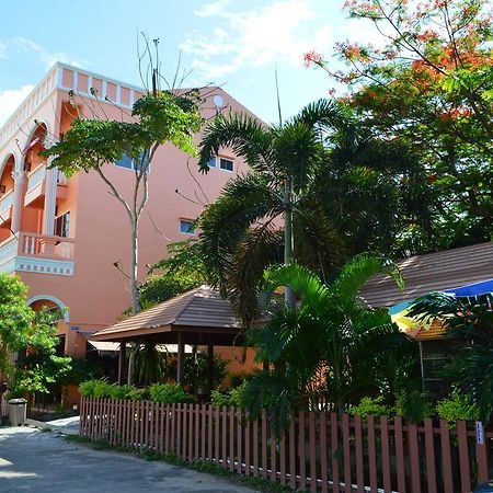 La Paillote Guest House Rayong Eksteriør bilde